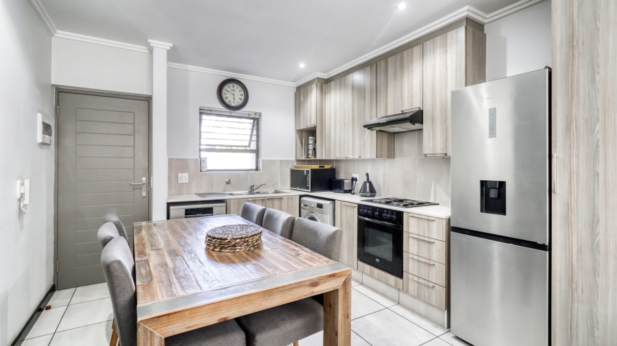 To Let 2 Bedroom Property for Rent in Sunninghill Gauteng