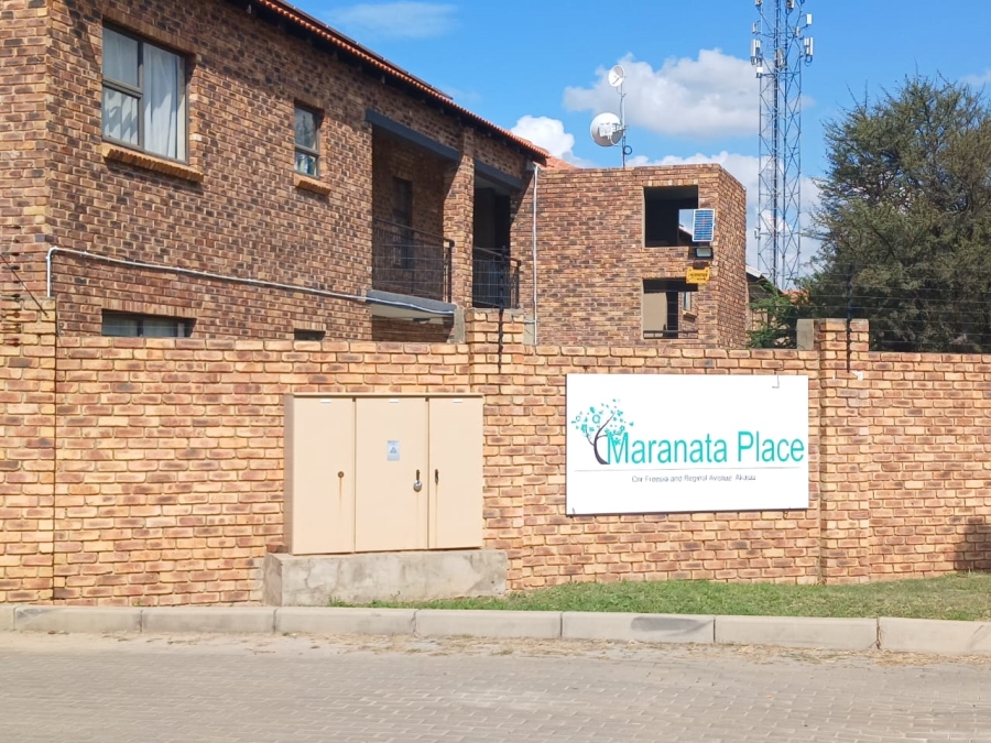 To Let 2 Bedroom Property for Rent in Karenpark Gauteng