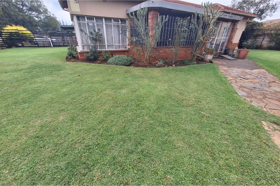 4 Bedroom Property for Sale in Selection Park Gauteng