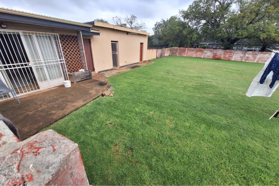 4 Bedroom Property for Sale in Selection Park Gauteng