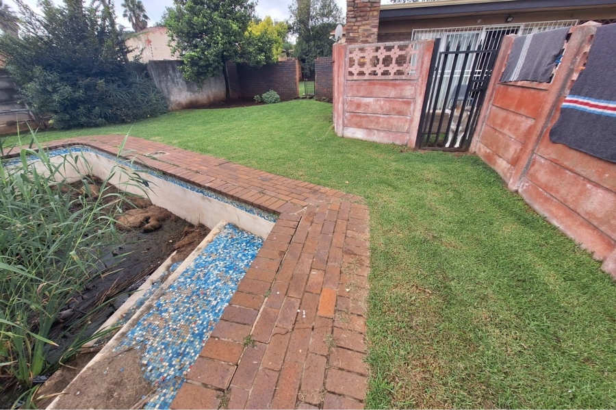 4 Bedroom Property for Sale in Selection Park Gauteng