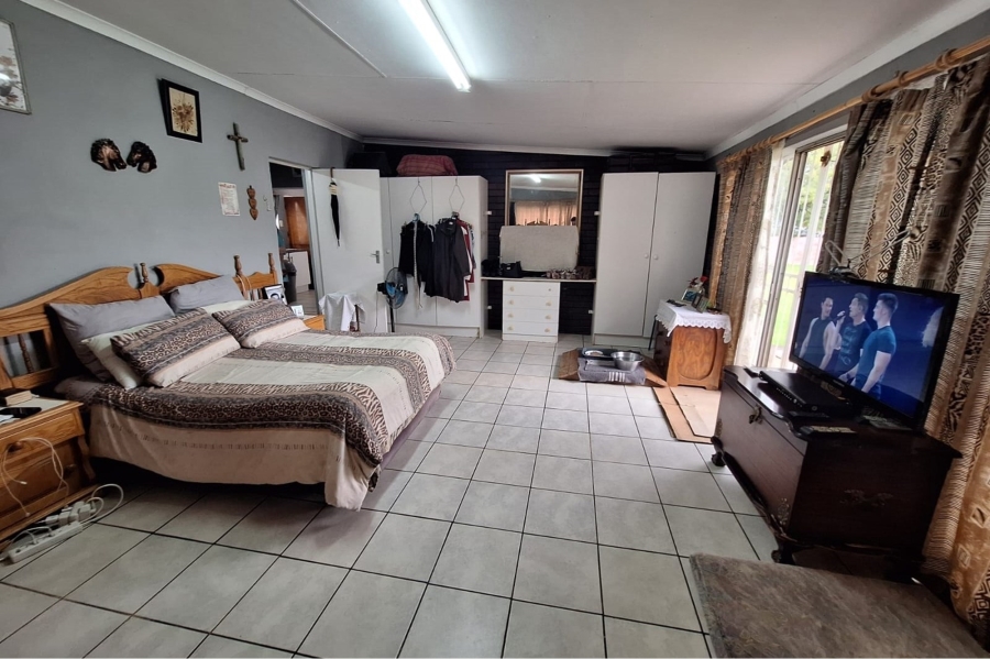 4 Bedroom Property for Sale in Selection Park Gauteng