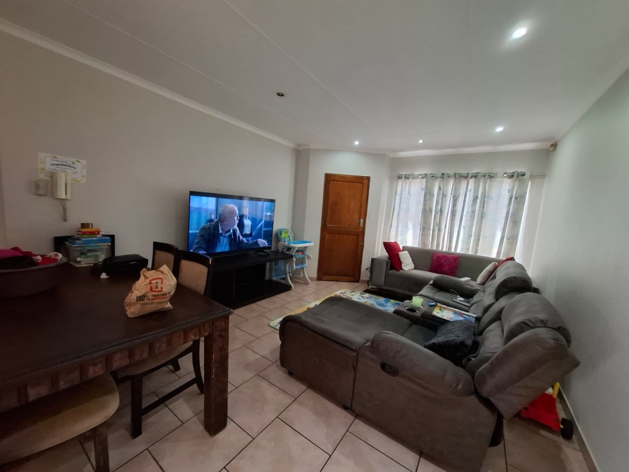 2 Bedroom Property for Sale in Dal Fouche Gauteng