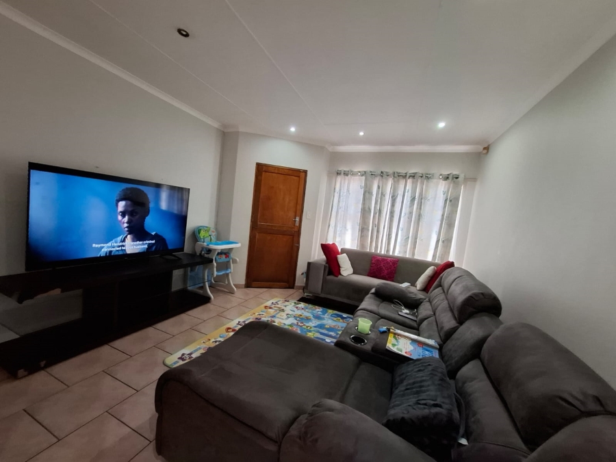 2 Bedroom Property for Sale in Dal Fouche Gauteng