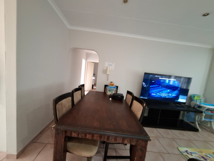 2 Bedroom Property for Sale in Dal Fouche Gauteng