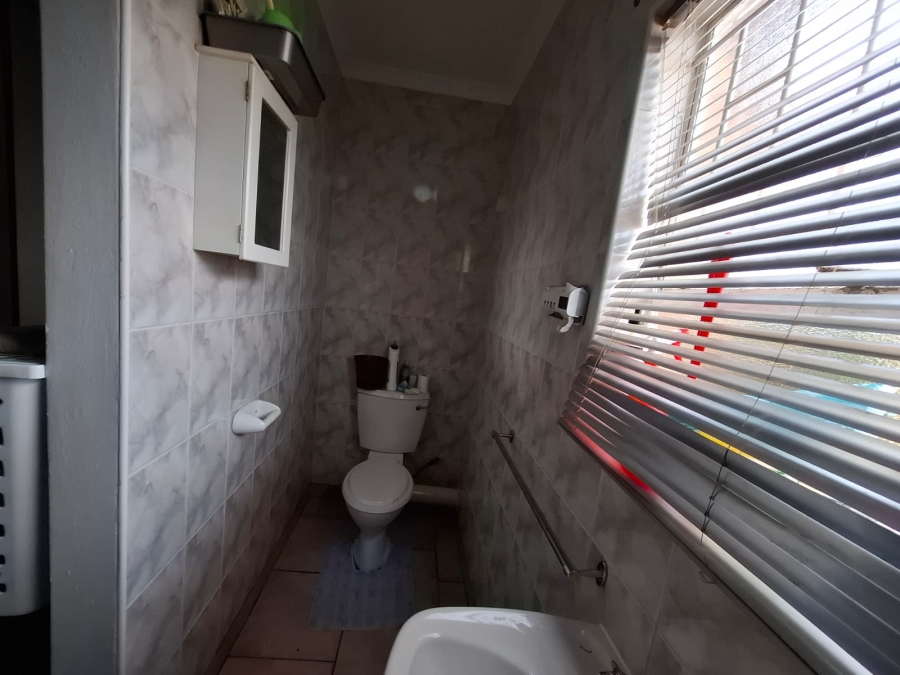 2 Bedroom Property for Sale in Dal Fouche Gauteng
