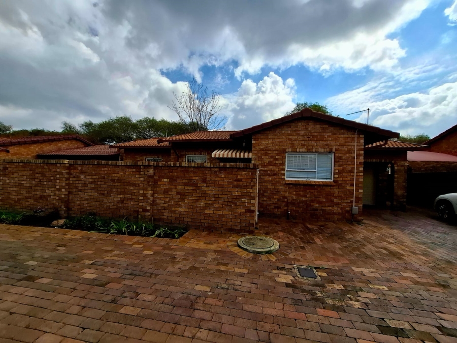 2 Bedroom Property for Sale in Dal Fouche Gauteng