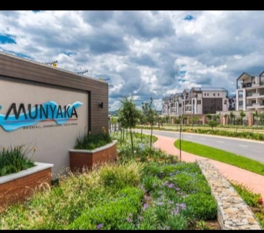 To Let 2 Bedroom Property for Rent in Waterfall Gauteng