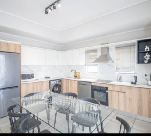 To Let 2 Bedroom Property for Rent in Waterfall Gauteng