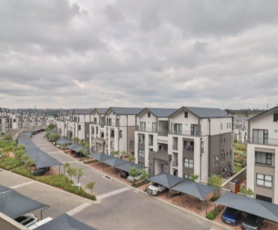 To Let 2 Bedroom Property for Rent in Waterfall Gauteng