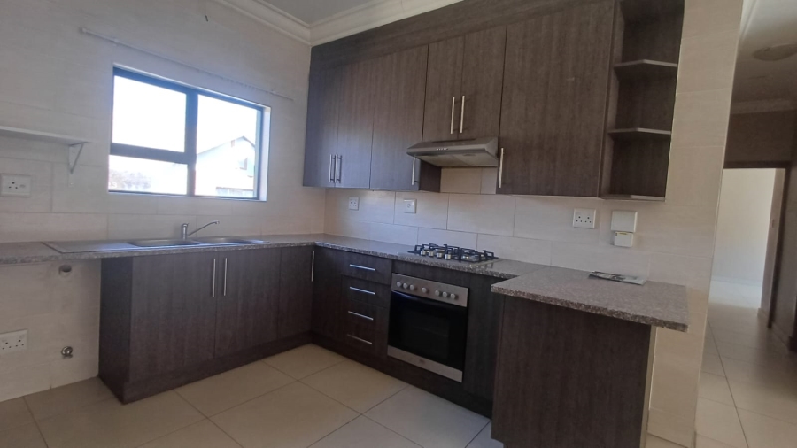 To Let 3 Bedroom Property for Rent in Meyersdal Gauteng