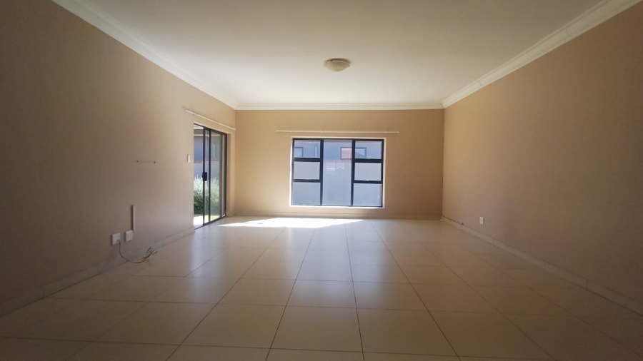 To Let 3 Bedroom Property for Rent in Meyersdal Gauteng