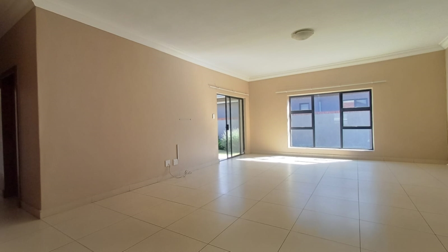 To Let 3 Bedroom Property for Rent in Meyersdal Gauteng