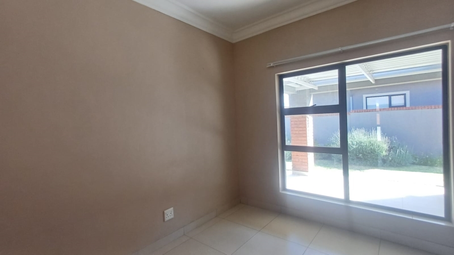 To Let 3 Bedroom Property for Rent in Meyersdal Gauteng