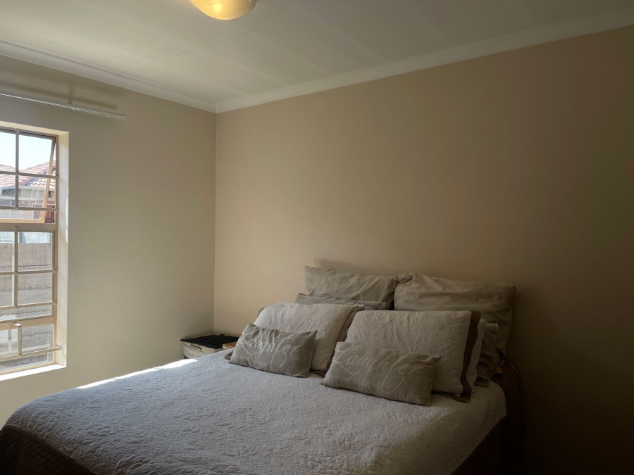 3 Bedroom Property for Sale in Olievenhoutbosch Gauteng