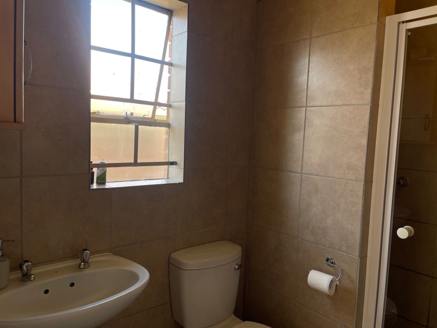 3 Bedroom Property for Sale in Olievenhoutbosch Gauteng