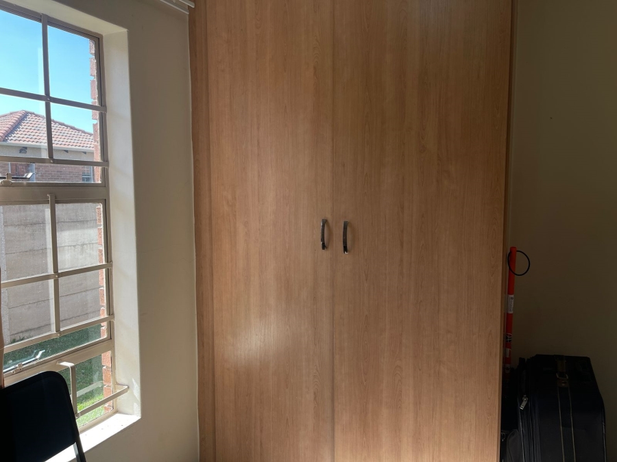 3 Bedroom Property for Sale in Olievenhoutbosch Gauteng