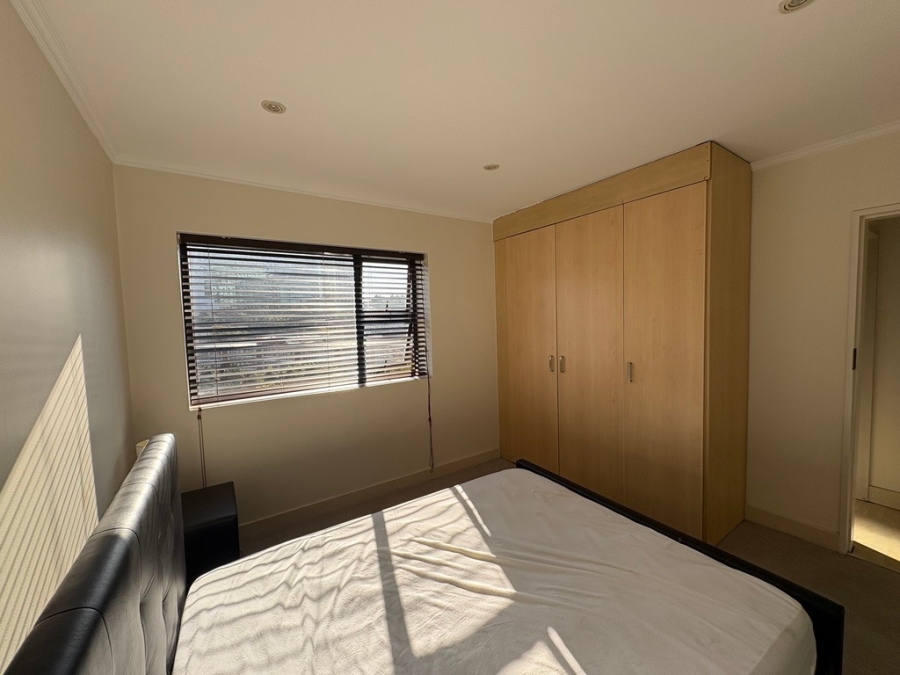 To Let 2 Bedroom Property for Rent in Sandown Gauteng