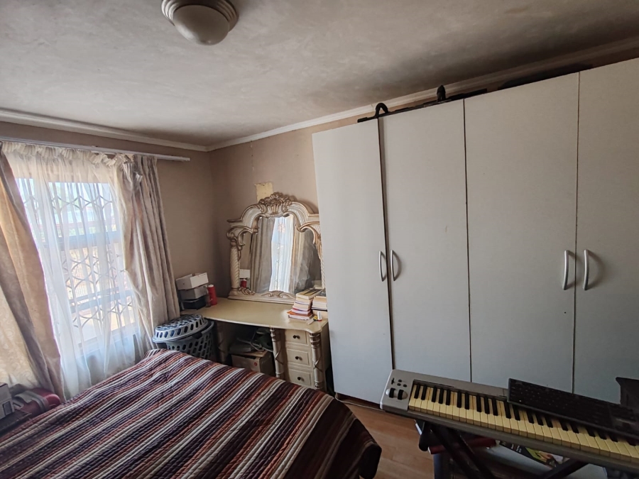 5 Bedroom Property for Sale in Cosmo City Gauteng