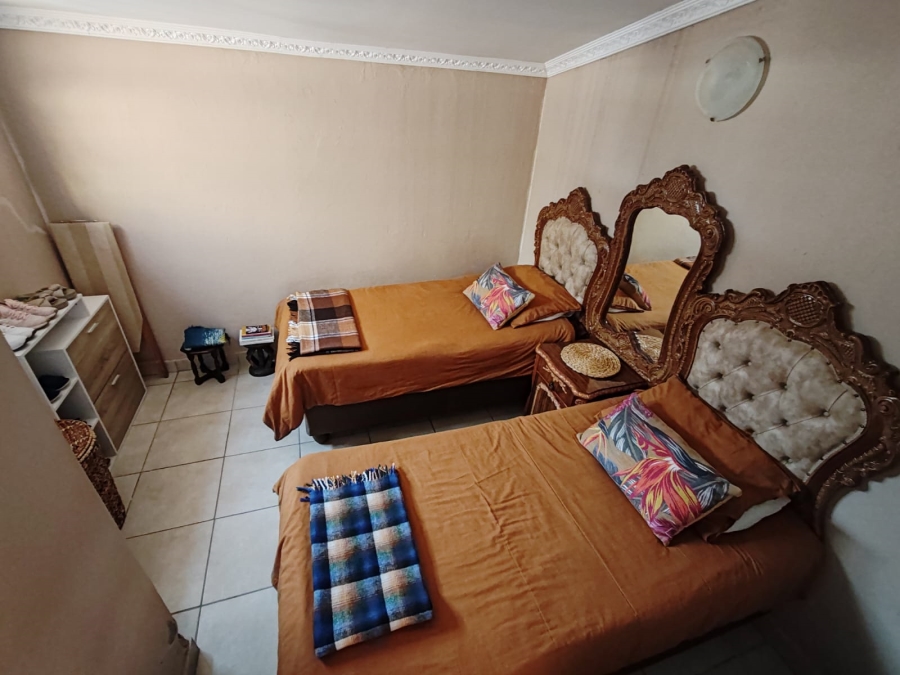 5 Bedroom Property for Sale in Cosmo City Gauteng