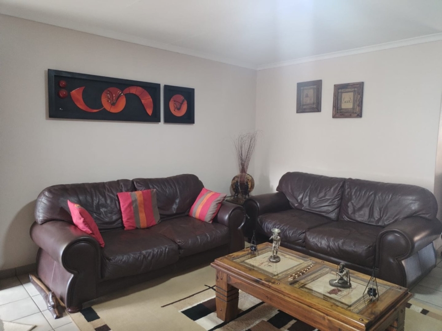 3 Bedroom Property for Sale in Annlin Gauteng