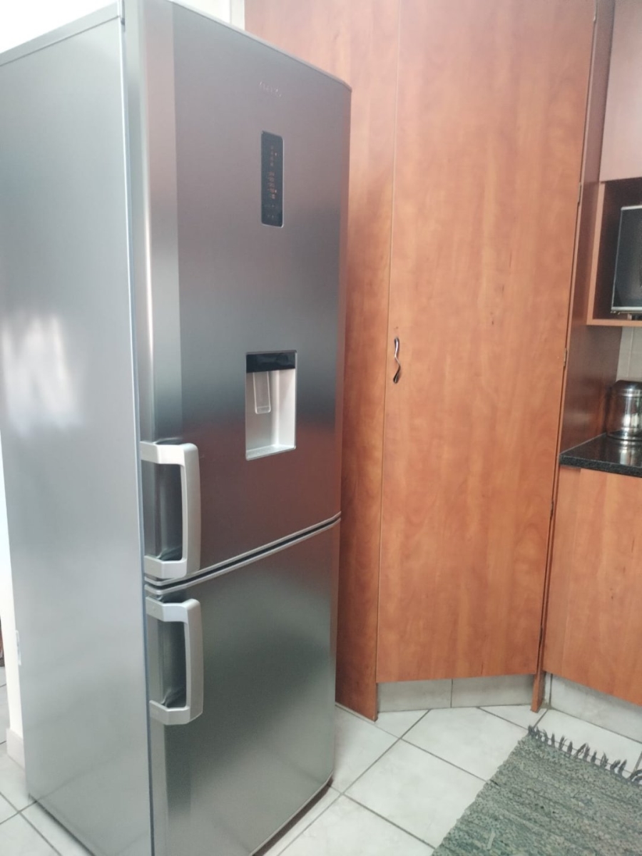 3 Bedroom Property for Sale in Annlin Gauteng