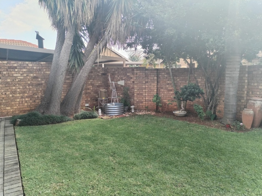 3 Bedroom Property for Sale in Annlin Gauteng