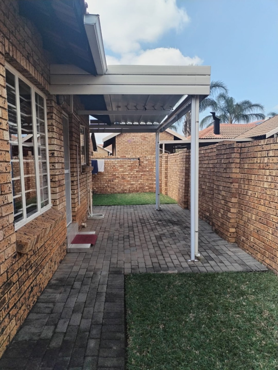 3 Bedroom Property for Sale in Annlin Gauteng