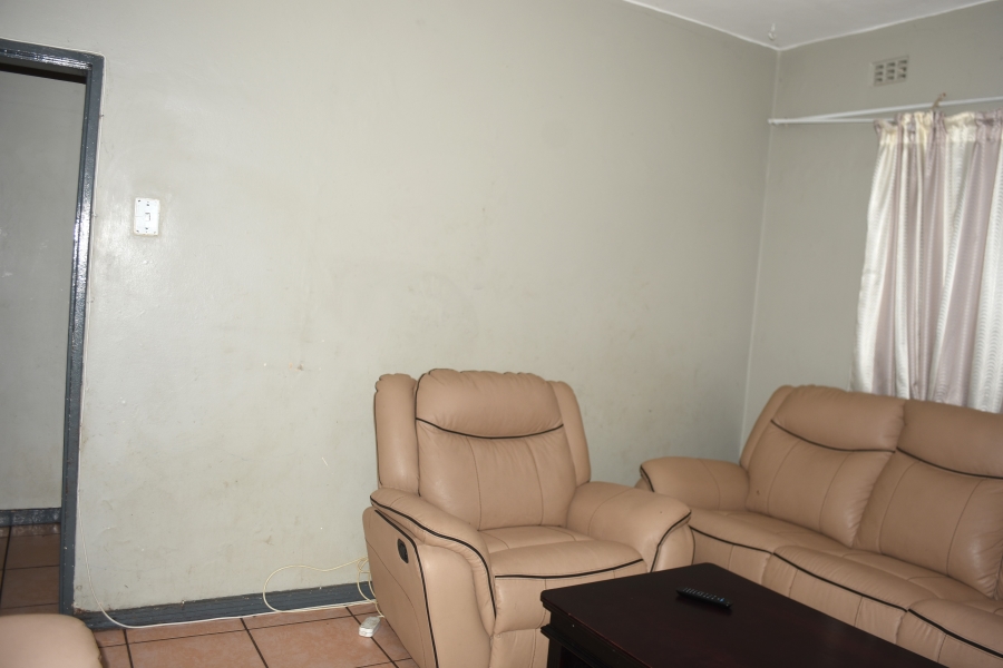 2 Bedroom Property for Sale in Pretoria West Gauteng