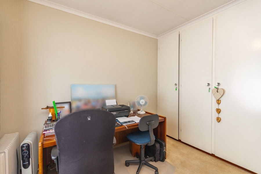 To Let 3 Bedroom Property for Rent in Bryanston Gauteng