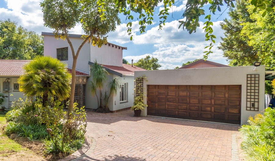 5 Bedroom Property for Sale in Fourways Gauteng