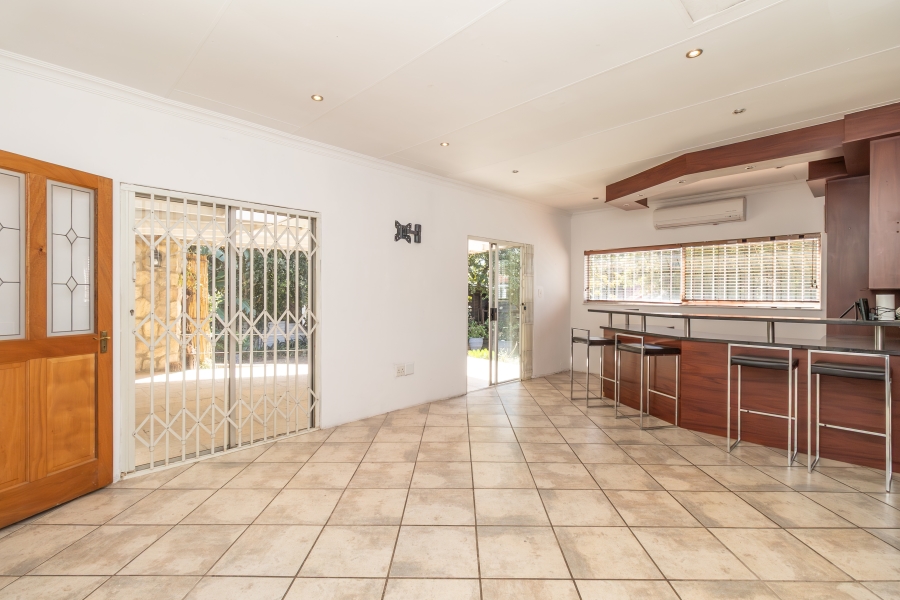 5 Bedroom Property for Sale in Fourways Gauteng