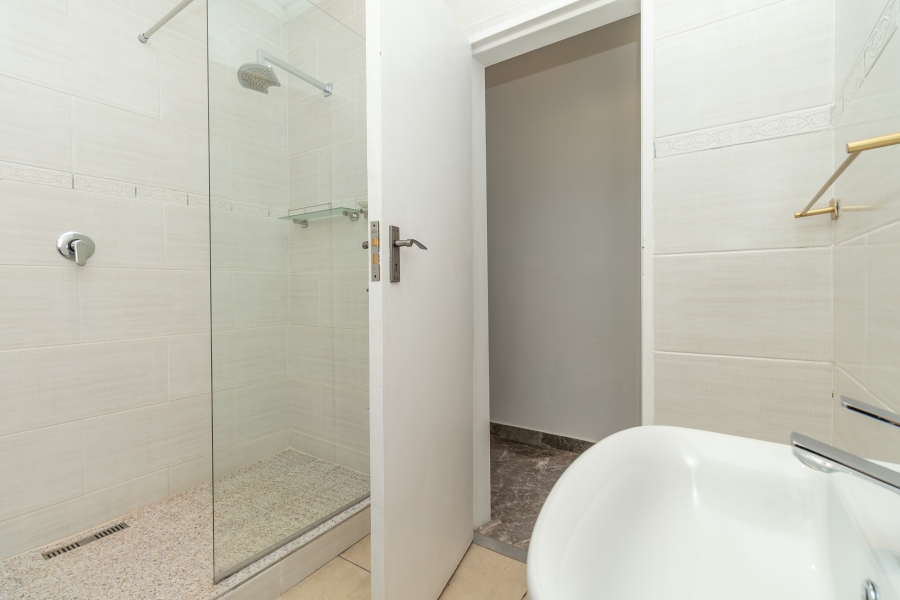 5 Bedroom Property for Sale in Fourways Gauteng