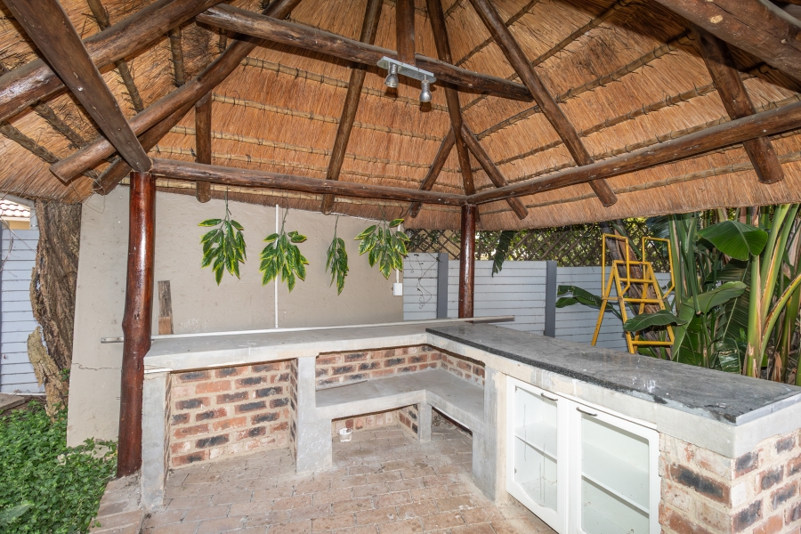 5 Bedroom Property for Sale in Fourways Gauteng