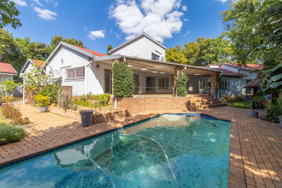 5 Bedroom Property for Sale in Fourways Gauteng