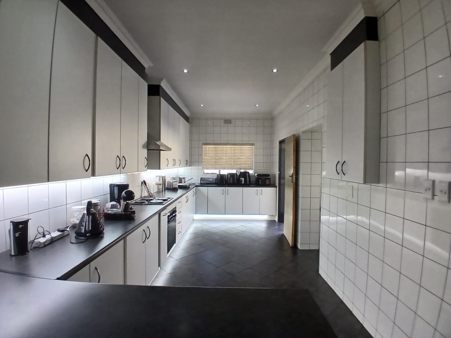 4 Bedroom Property for Sale in Lambton Gauteng
