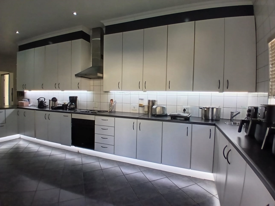 4 Bedroom Property for Sale in Lambton Gauteng