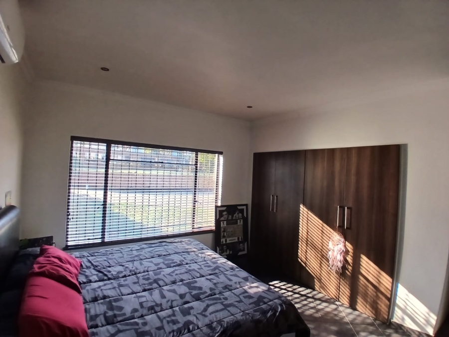4 Bedroom Property for Sale in Lambton Gauteng