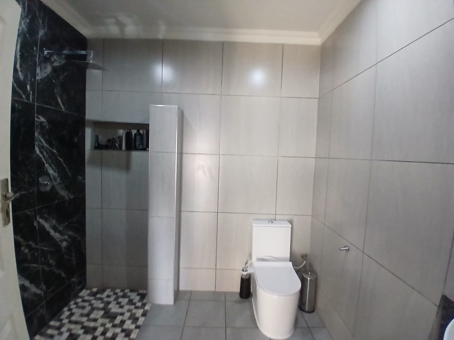 4 Bedroom Property for Sale in Lambton Gauteng