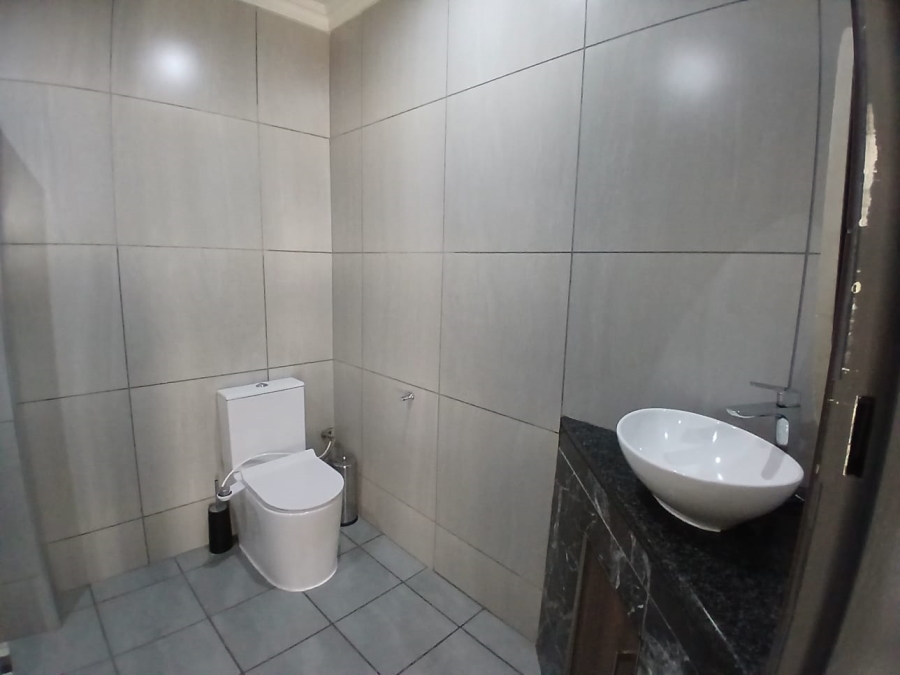 4 Bedroom Property for Sale in Lambton Gauteng