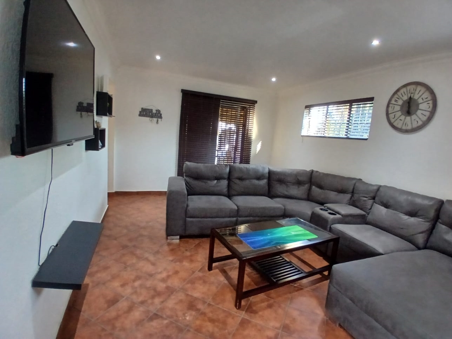 4 Bedroom Property for Sale in Lambton Gauteng