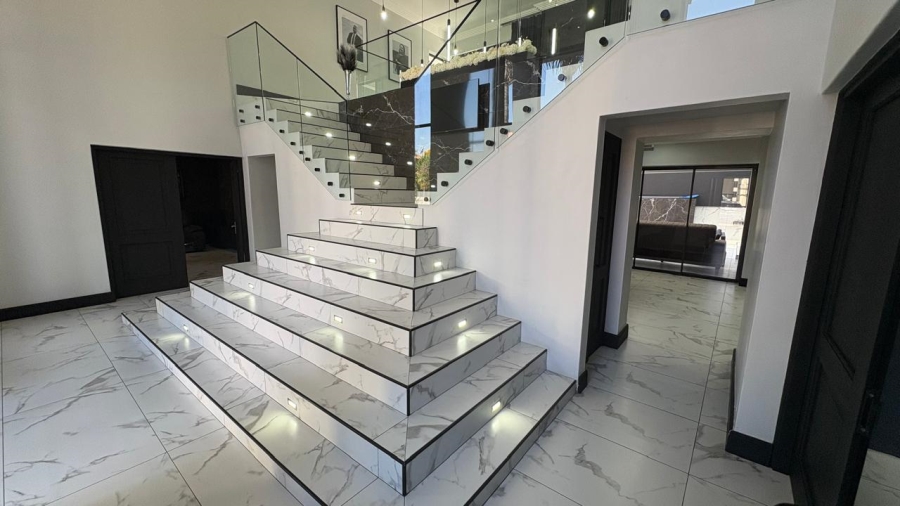 4 Bedroom Property for Sale in Beyers Park Gauteng