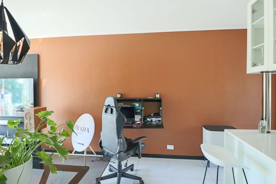 2 Bedroom Property for Sale in Bryanston Gauteng