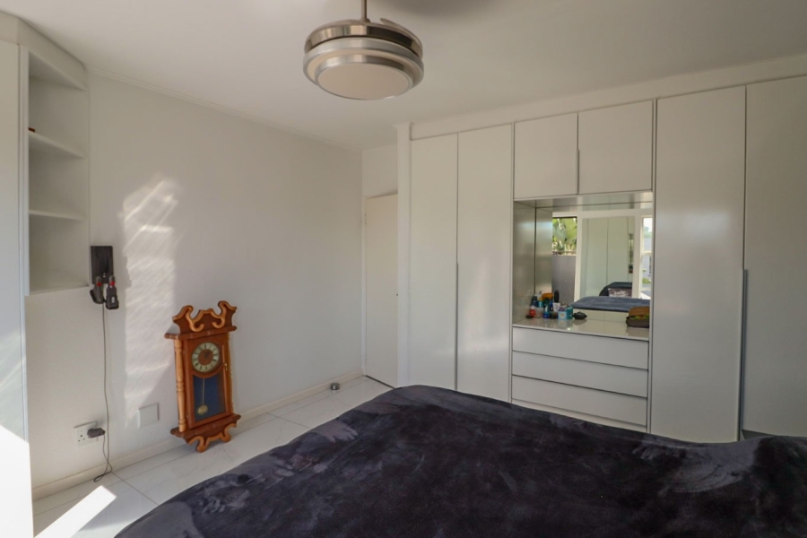 2 Bedroom Property for Sale in Bryanston Gauteng