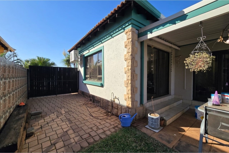 3 Bedroom Property for Sale in Rose Acres Estate Gauteng