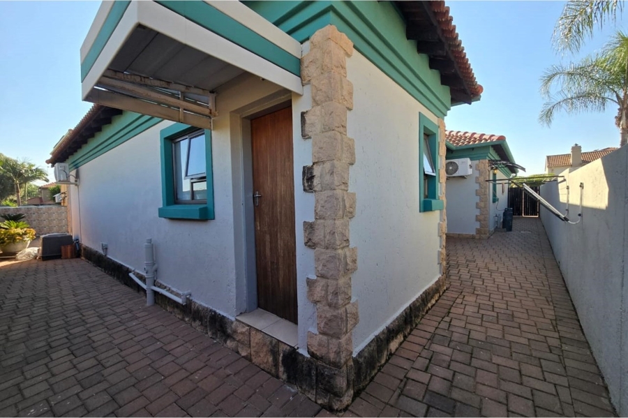 3 Bedroom Property for Sale in Rose Acres Estate Gauteng