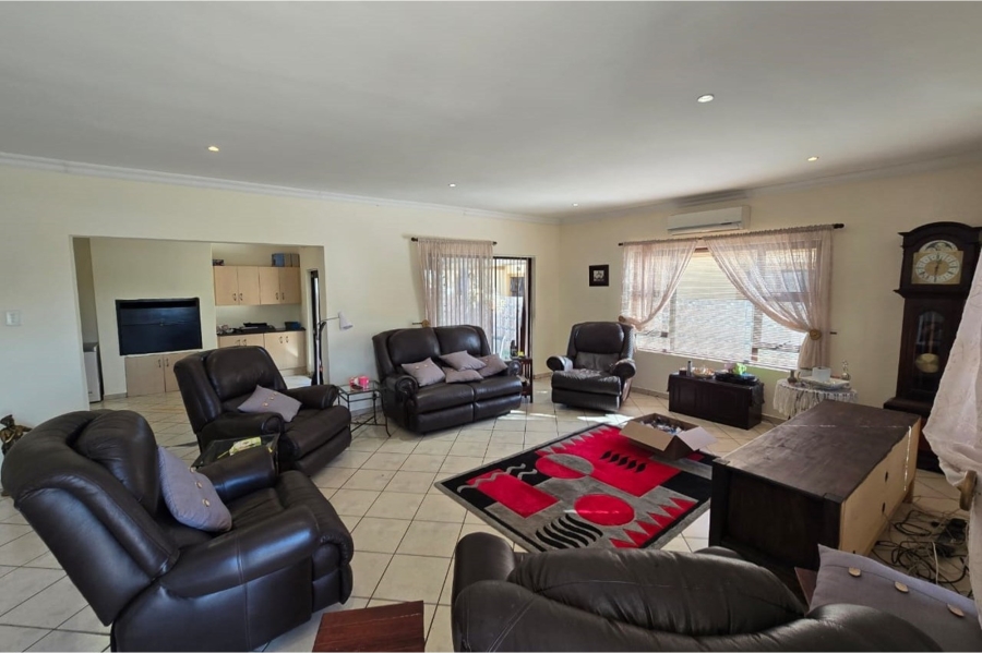 3 Bedroom Property for Sale in Rose Acres Estate Gauteng