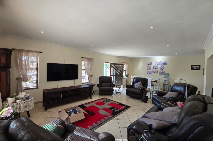 3 Bedroom Property for Sale in Rose Acres Estate Gauteng