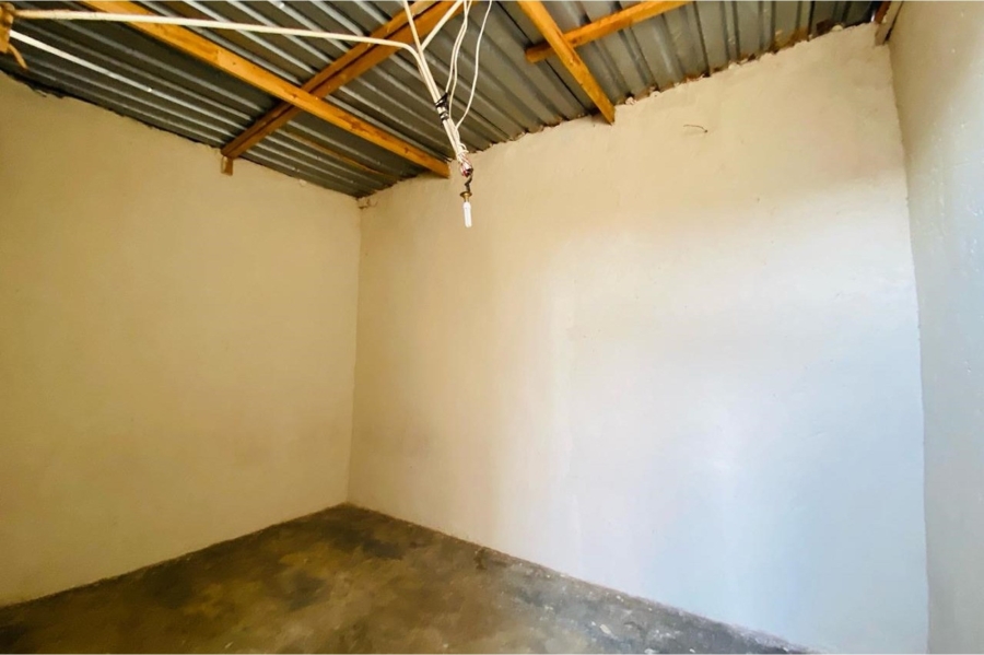 9 Bedroom Property for Sale in Tembisa Central Gauteng
