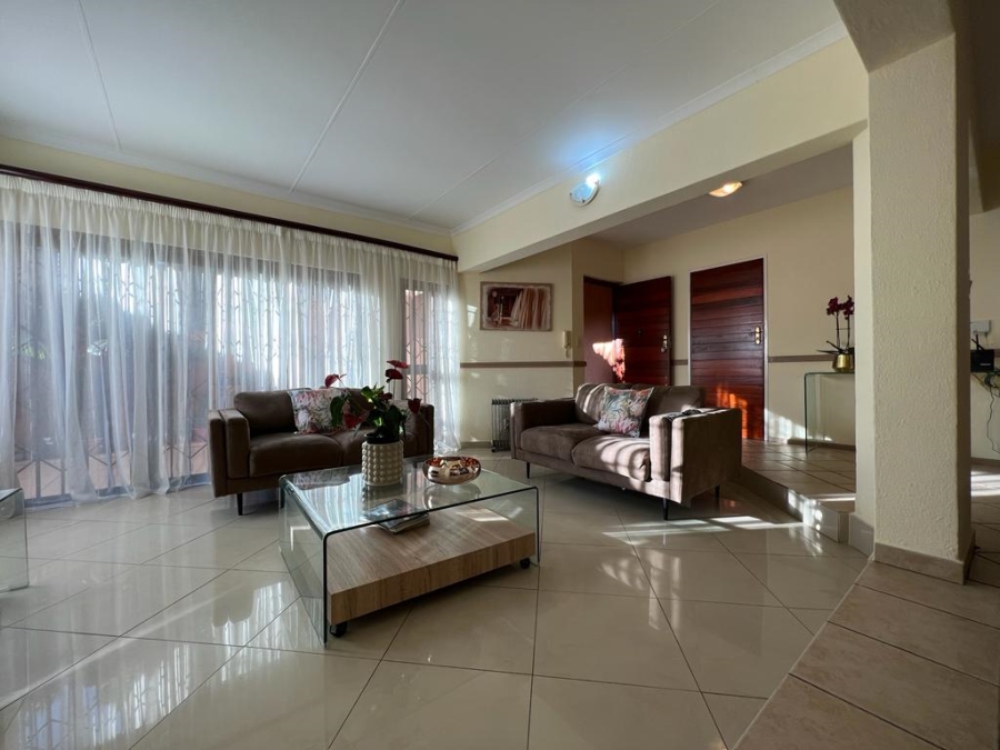 To Let 3 Bedroom Property for Rent in Sterrewag Gauteng